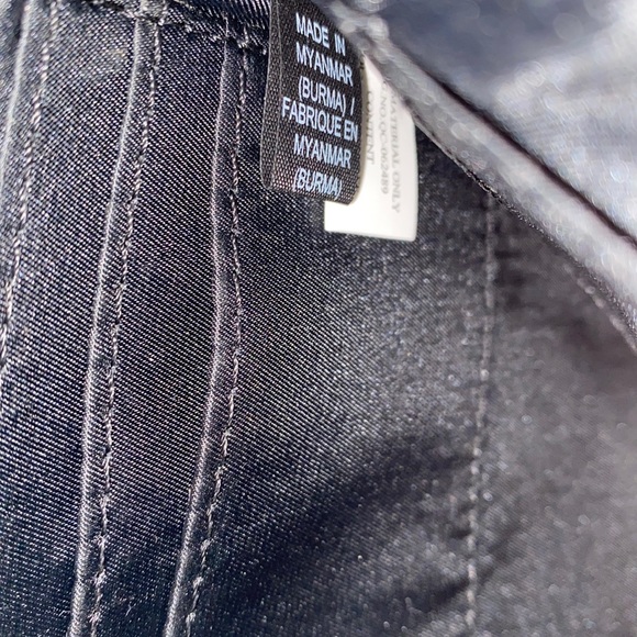 Guess pouch - Picture 6 of 7